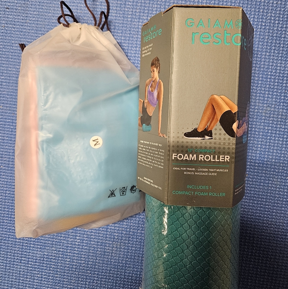 Foam rolller and exercise band